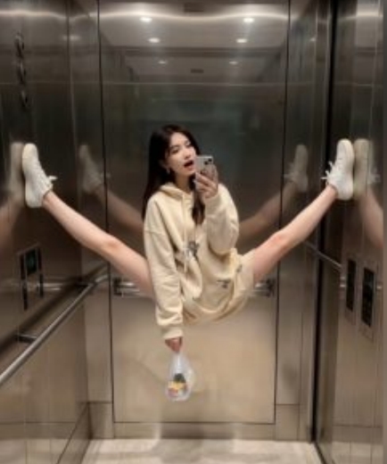 AI生成电梯一字马美女制作教程，条条流量上万，别再在外面被割韭菜了，全流程实操-致富资源库